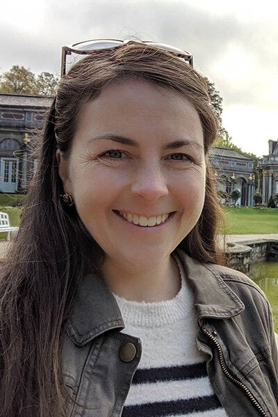 Danyel Graves Larsen, 2021 Alumni Humanitarian Award